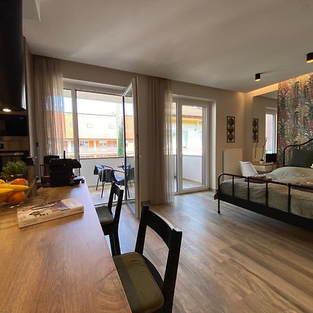 T27 Apartments Free Parking Ingyenes Zart Parkolo Győr Esterno foto