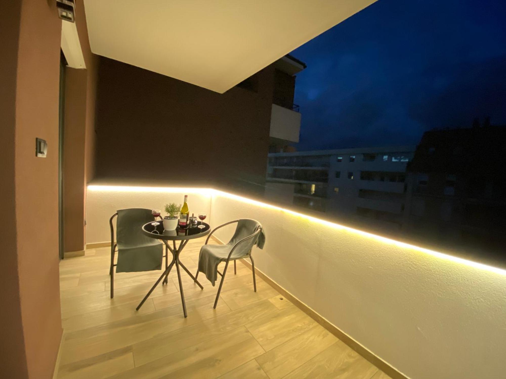 T27 Apartments Free Parking Ingyenes Zart Parkolo Győr Esterno foto